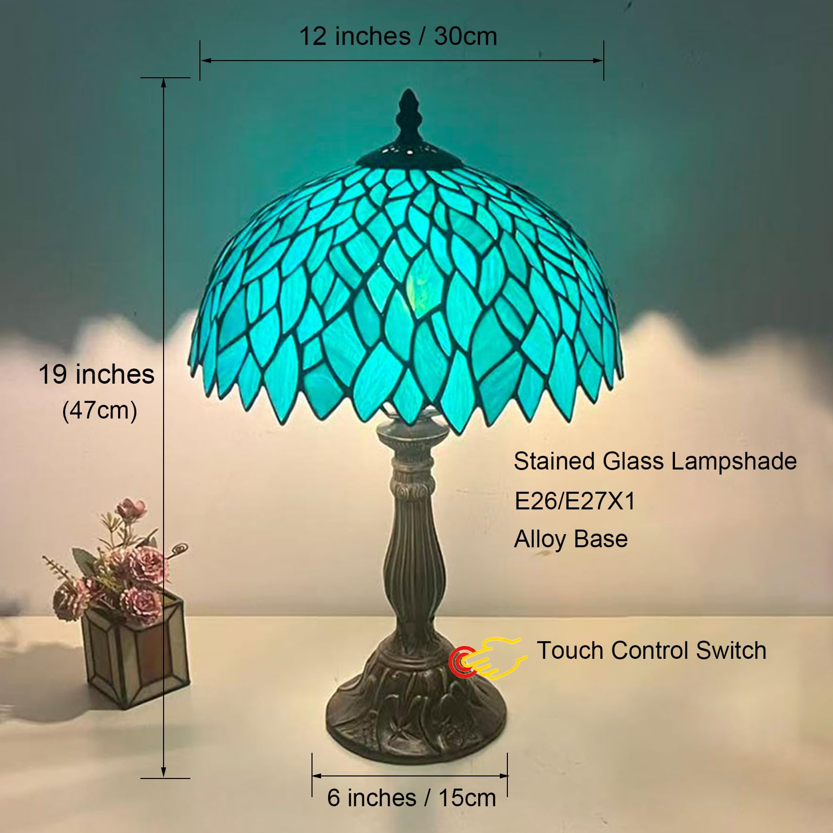 ケマ・クール ティファニースタイルのテーブルランプ LED ケマ・クール